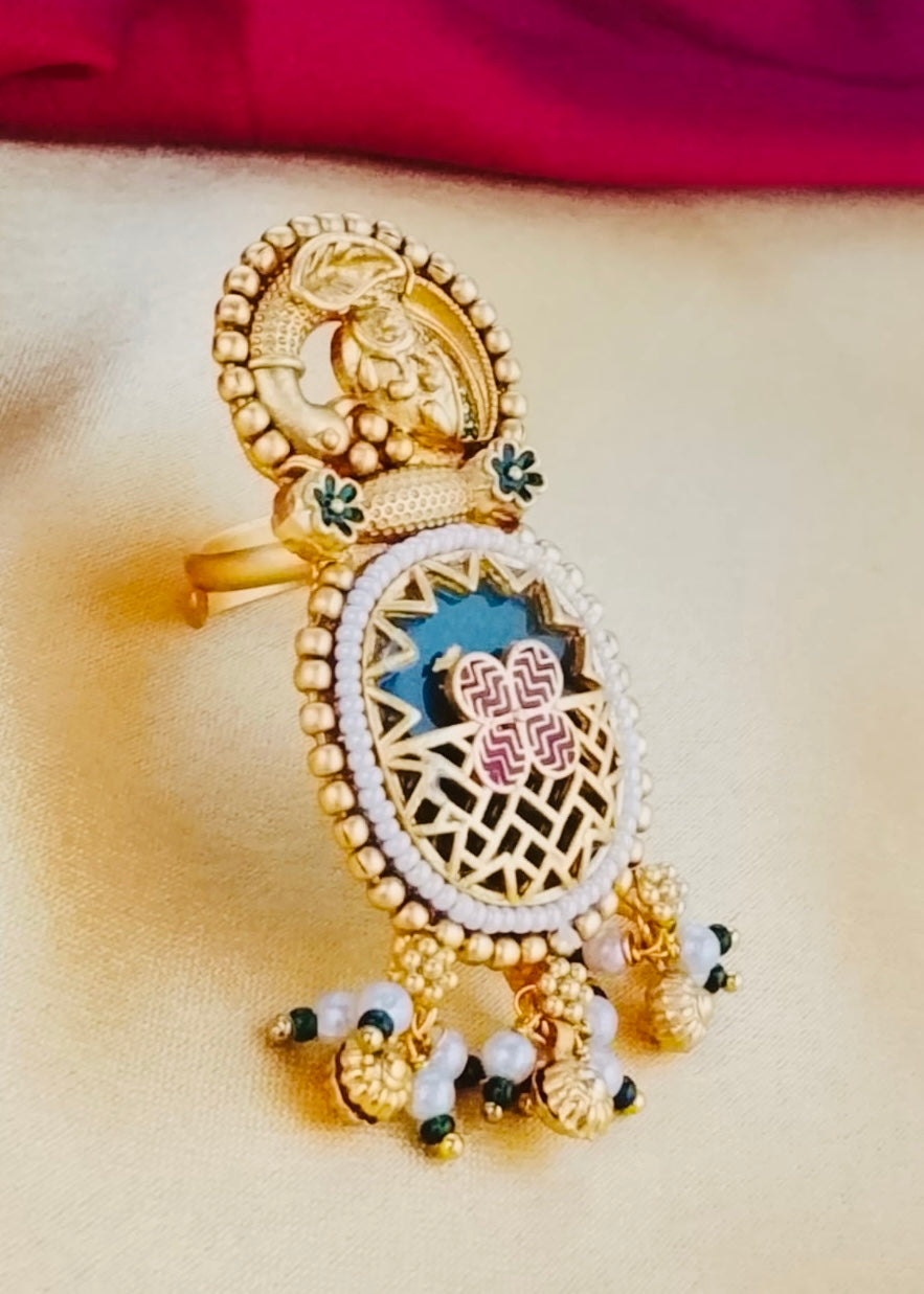 Antique gold-plated Rajwadi cocktail ring