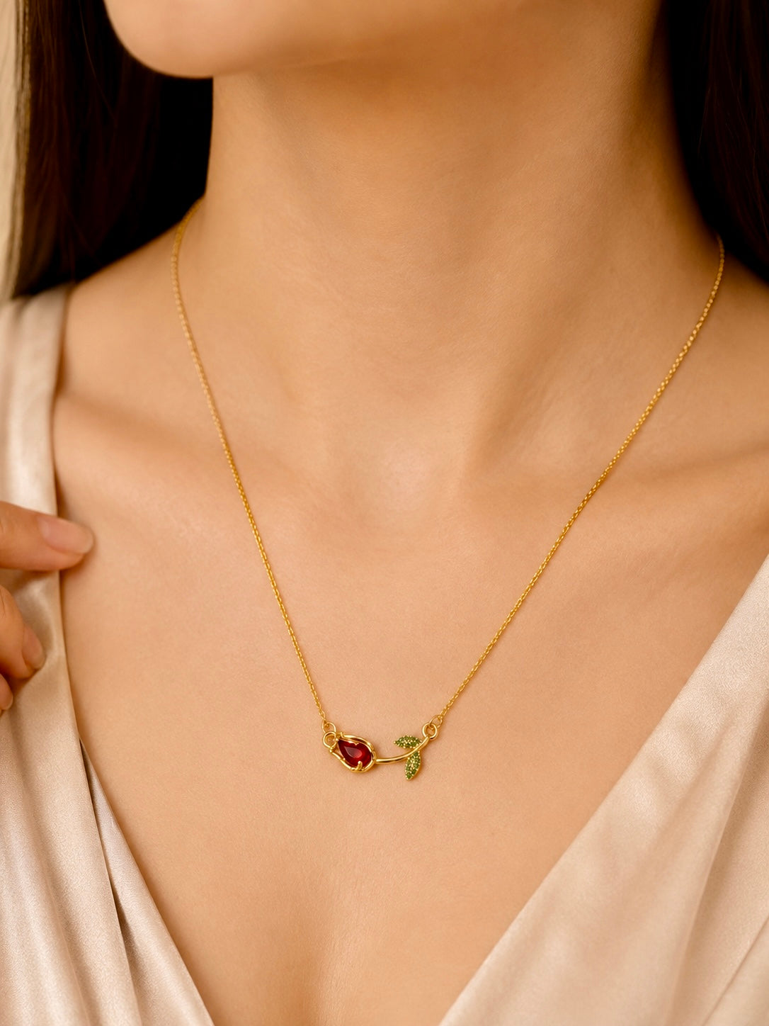 Tulip flower pendant