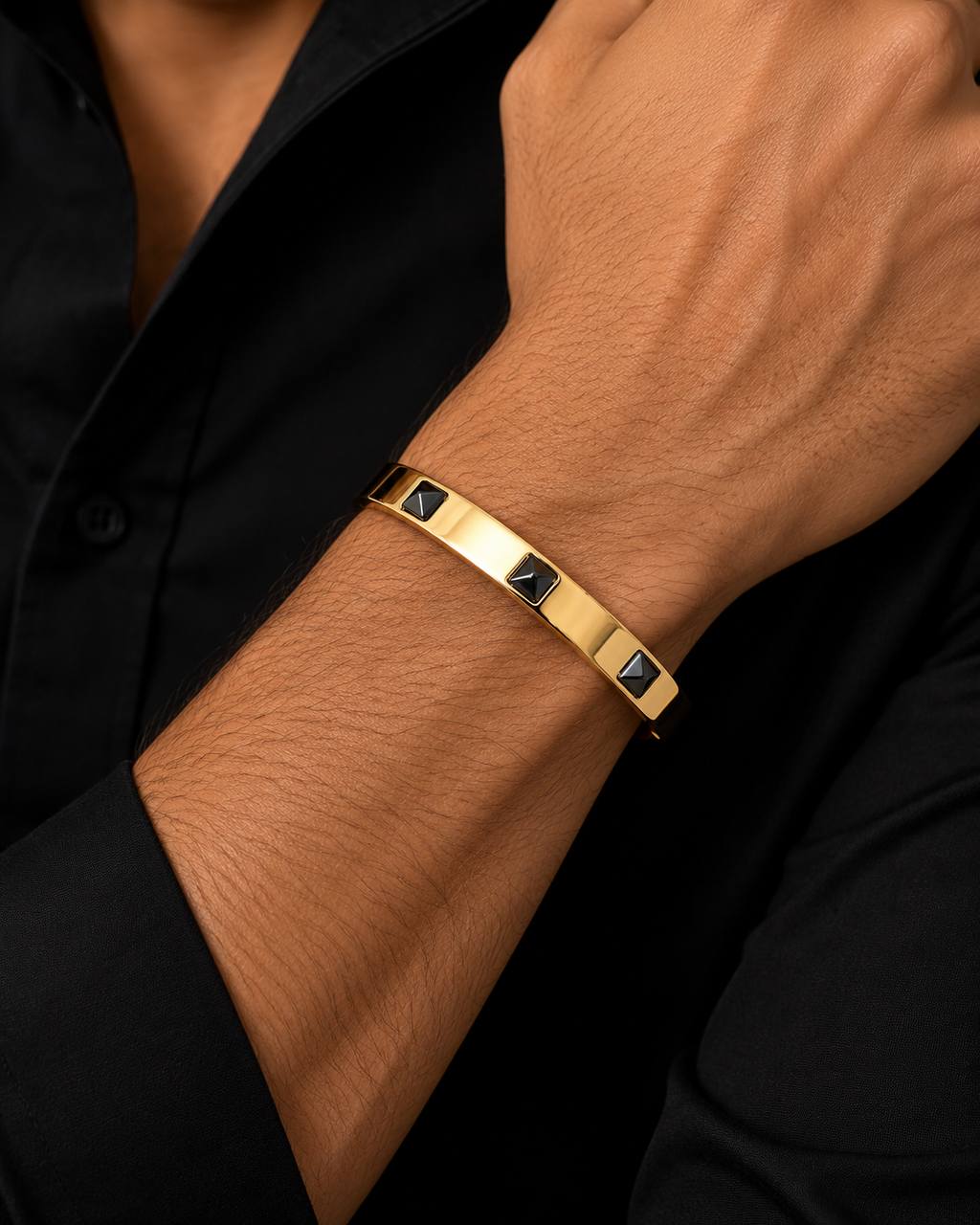 Minimalist gold-plated cuff men,s bracelet (kada)