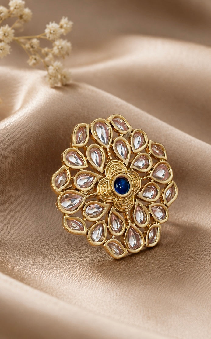 Antique gold-plated Kundan cocktail ring