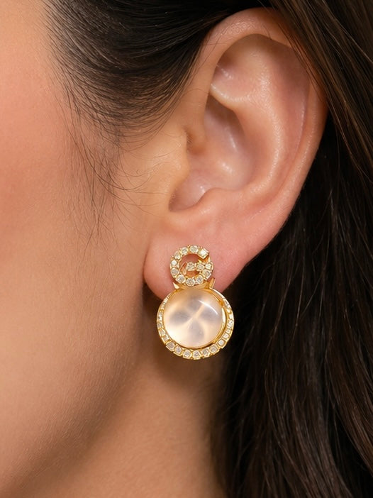Korean-style "G-letter" opal studs
