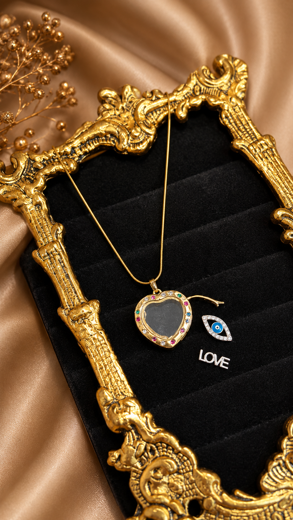 Elegant Gold-Plated Floating Memory Locket Set