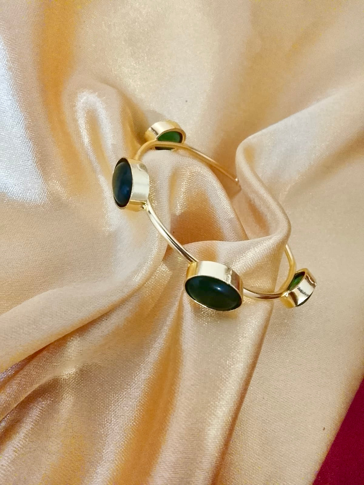 Gold-Plated Open Cuff Bracelet with Oval Green Onyx Stone