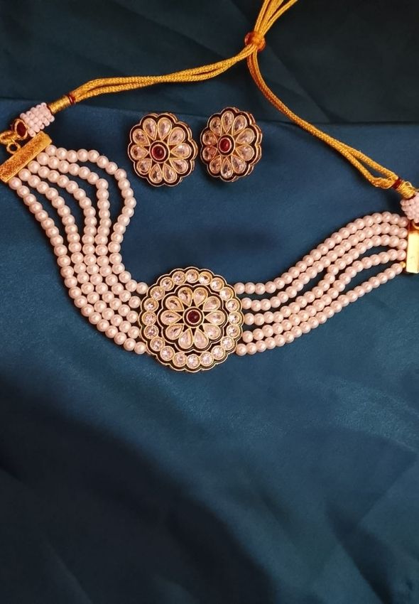 Polki flower shape choker with big pearl strands