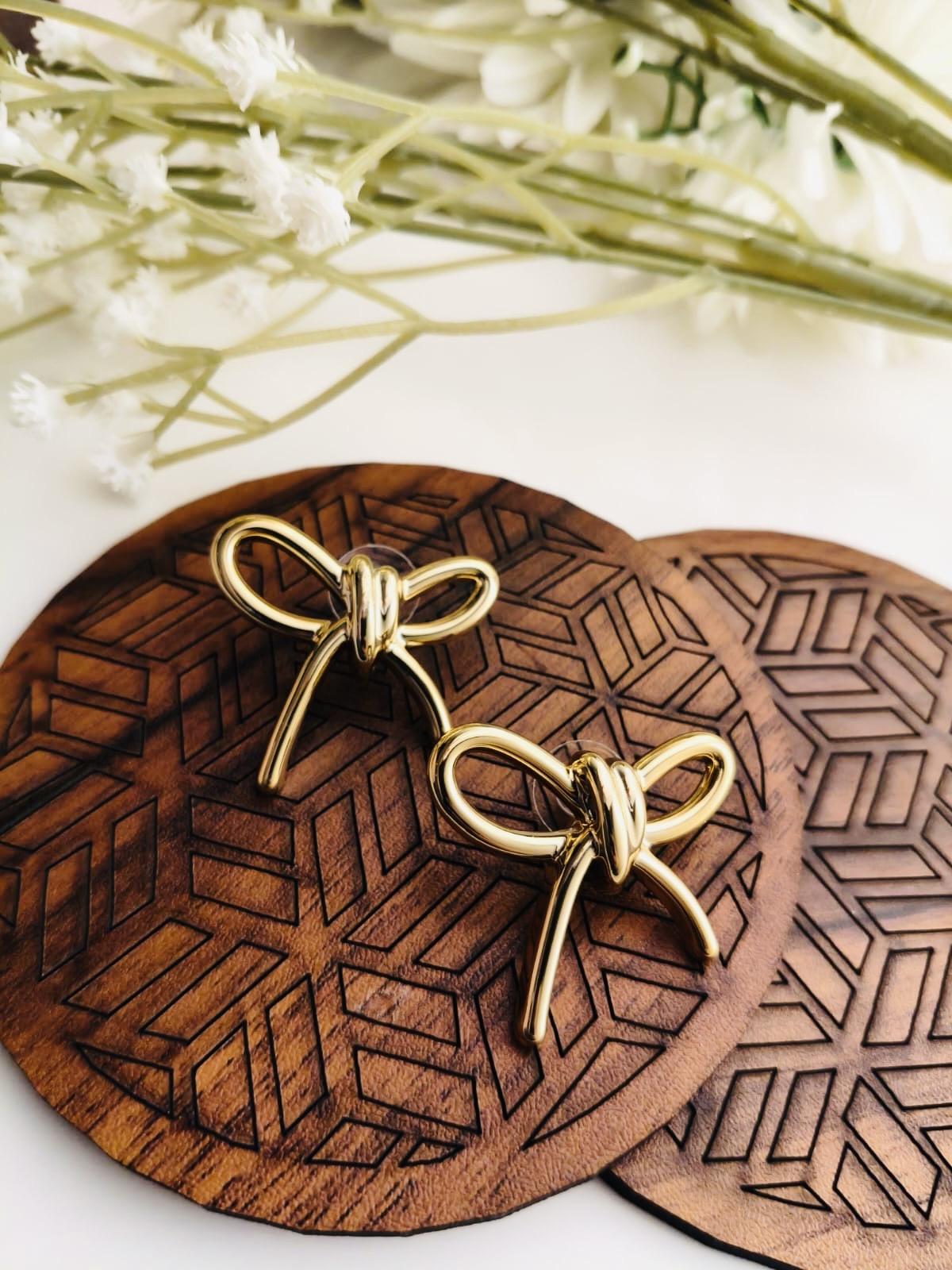 Gold-Plated Dainty Wire Bow Stud Earrings