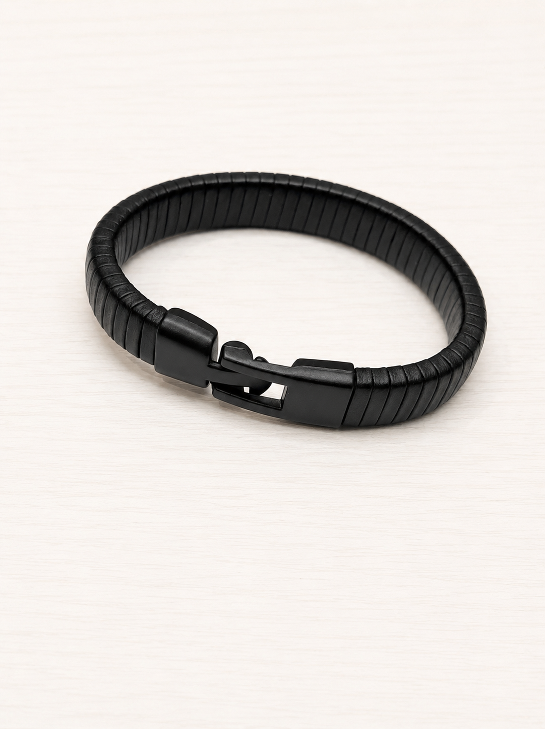 Monochrome matte black link bracelet