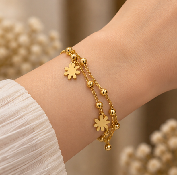 Eight-petal flower charms bracelet