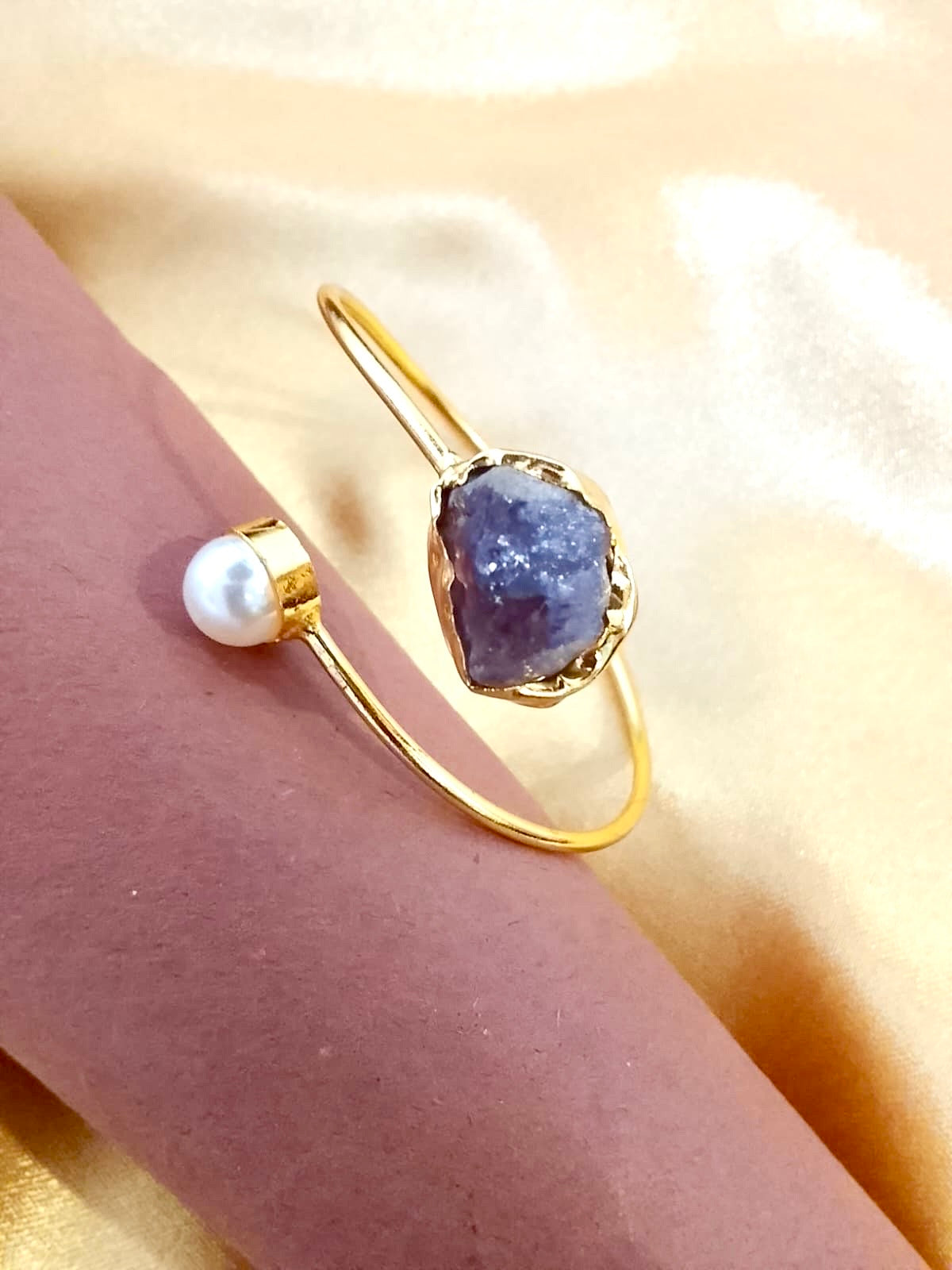 Raw Stone & Pearl Minimalist Statement Kada
