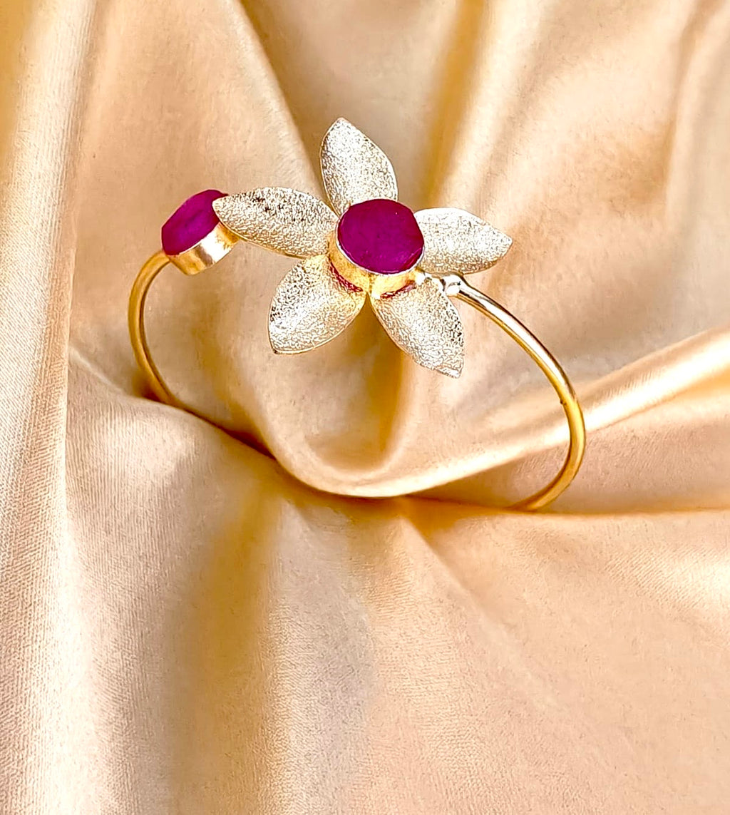 Gold-Plated Textured Floral Open Cuff Bracelet with Matte Stone
