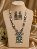 Antique gold-plated Kundan and pastel green jewelry set