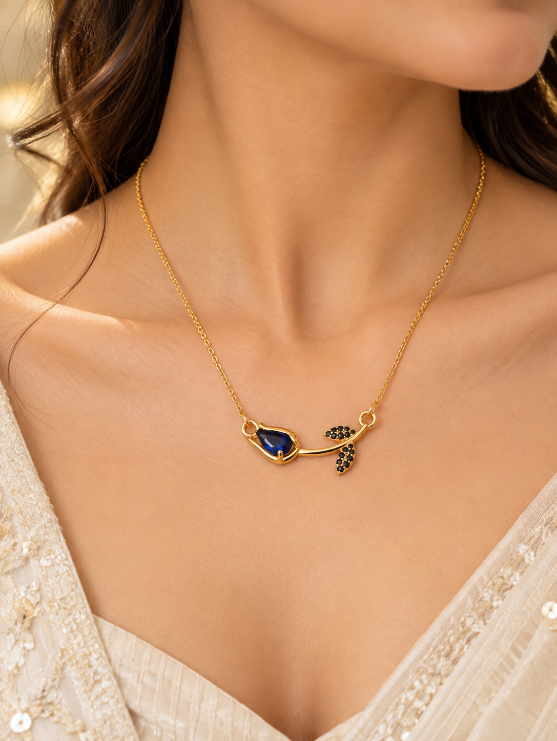 Tulip flower pendant