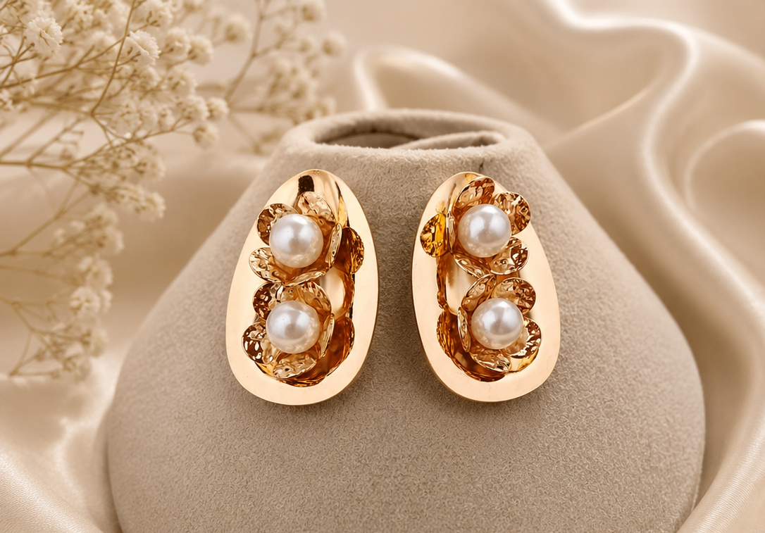 Women's vintage gold oval double pearl floral stud earrings