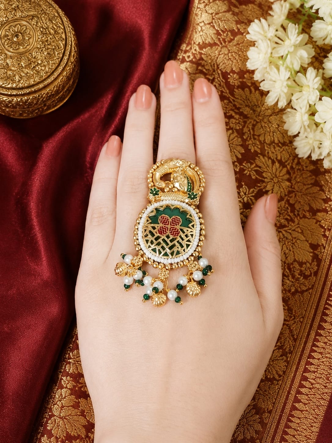 Antique gold-plated Rajwadi cocktail ring