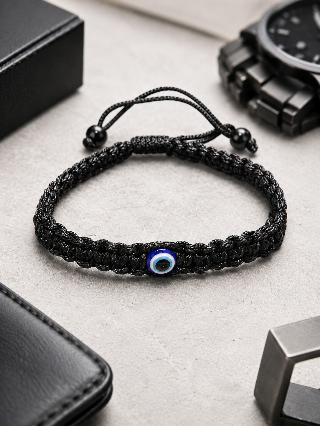 Macramé evil eye bracelet