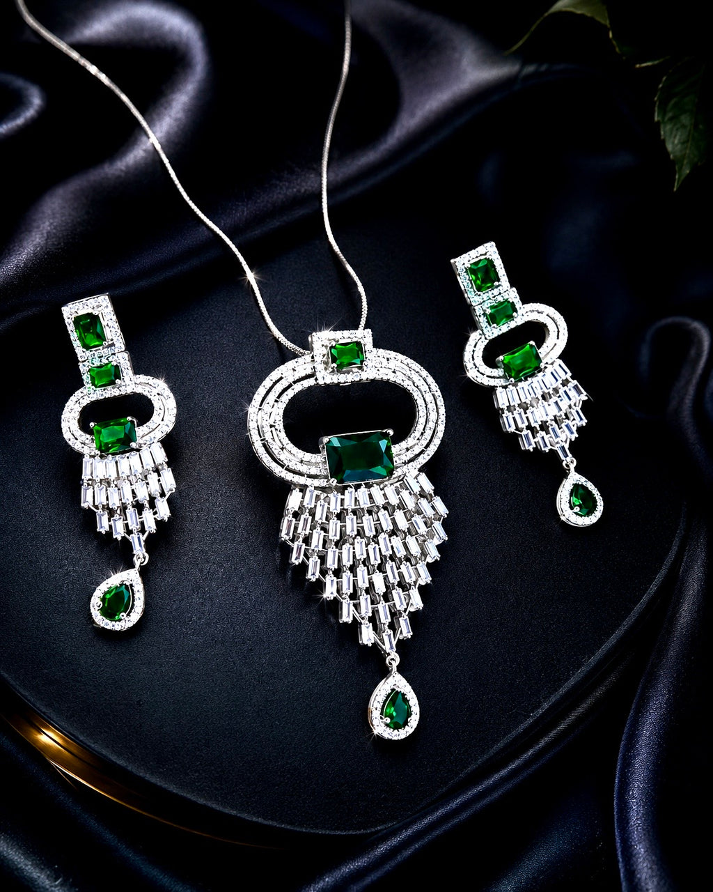 Avant-Garde Emerald & Baguette Diamond Fringe Pendant Set