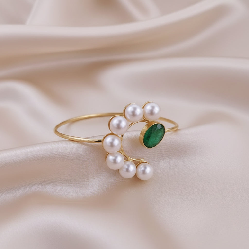Minimalist Pearl Loop Stone Statement Kada