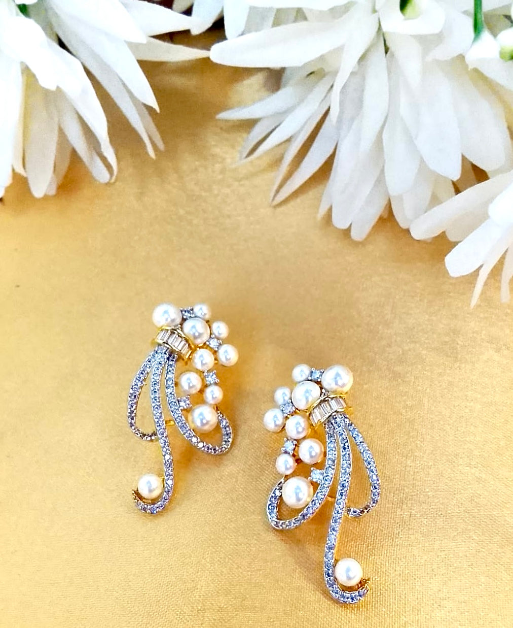 The Seraphina Pearl Drops