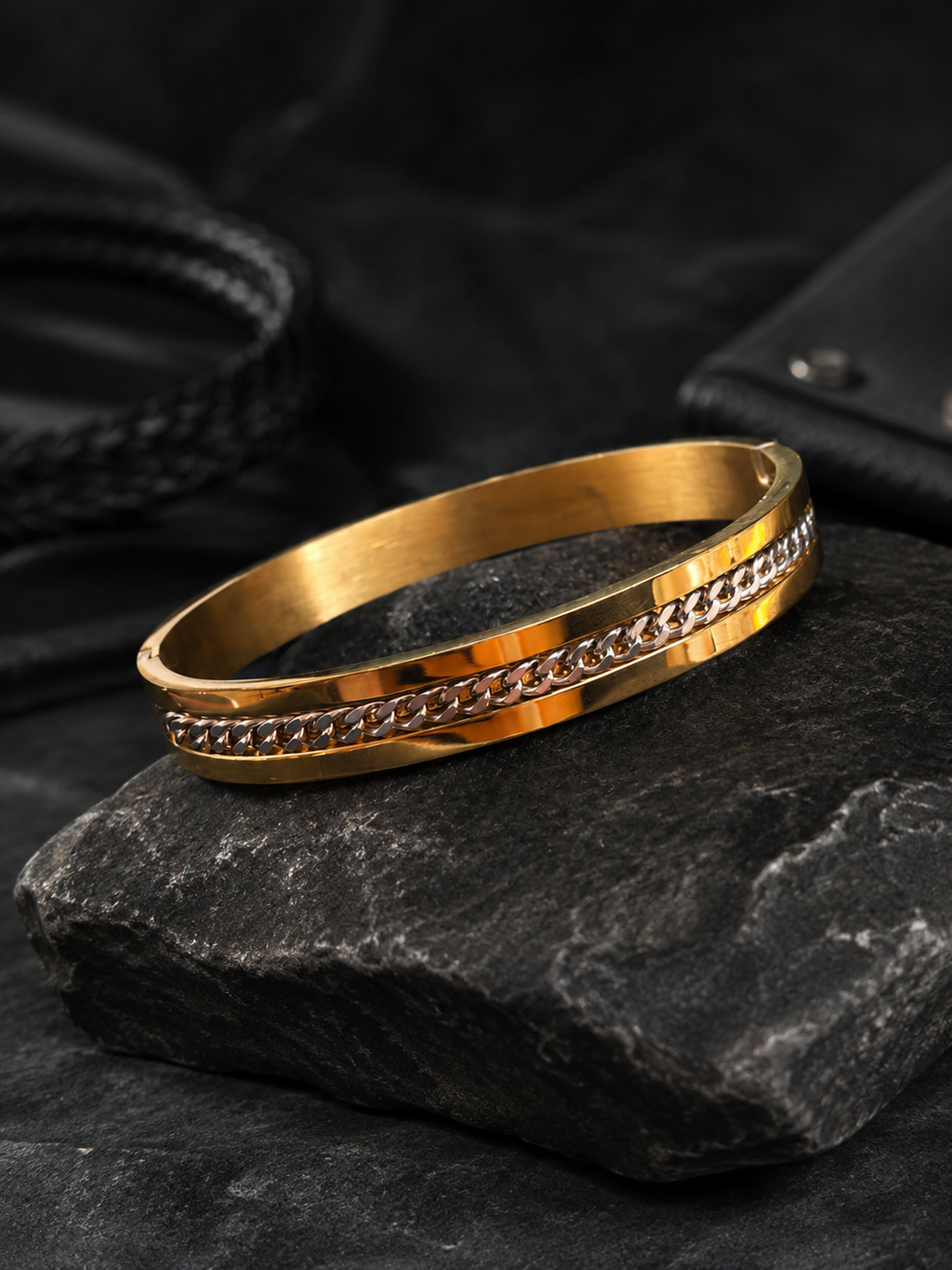 Luxurious yellow gold and tricolor curb chain men's bracelet