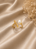 Minimalist abstract open bypass ring