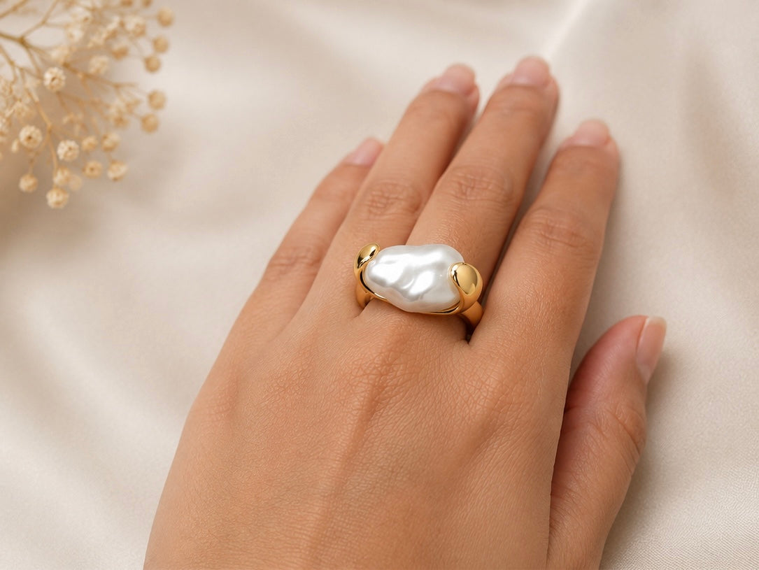 French-vintage style gold sculpted baroque pearl cocktail ring