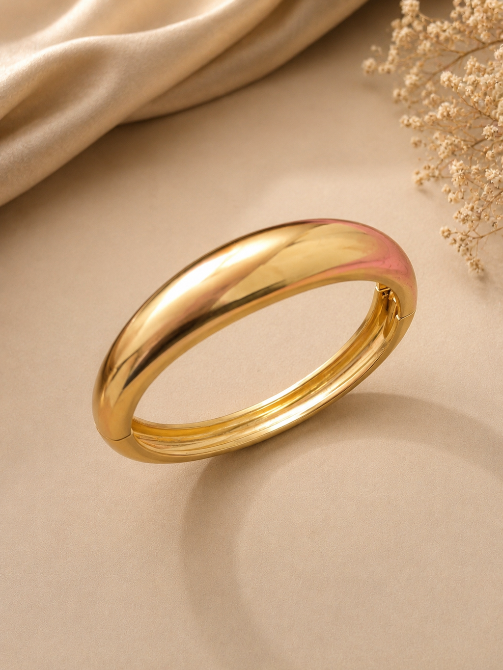 Chunky gold-plated dome bracelet