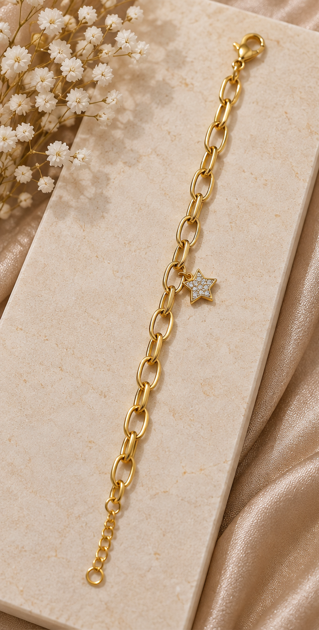 Star charm paperclip link bracelet