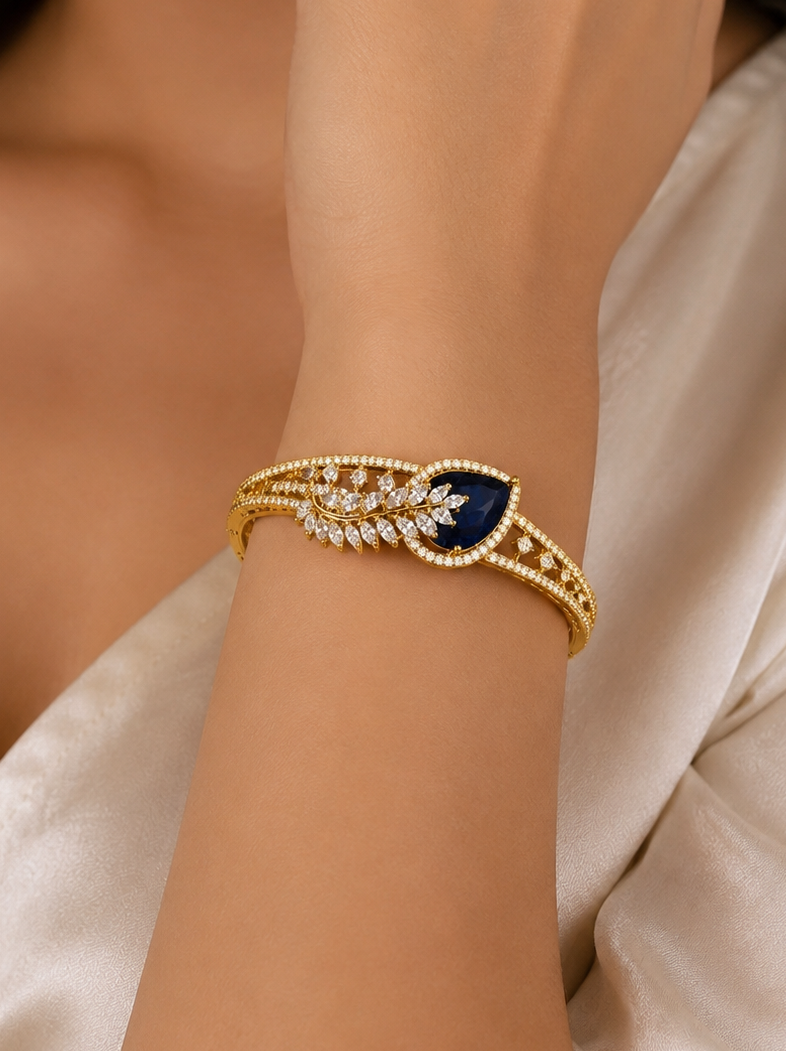 AD elegant, nature-inspired openable kada bracelet