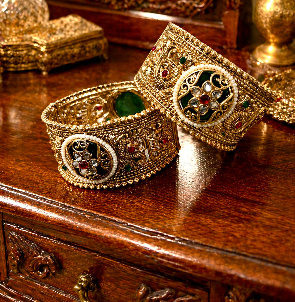 Traditional Antique Gold-Plated Rajwadi Kundan Kada Bangles