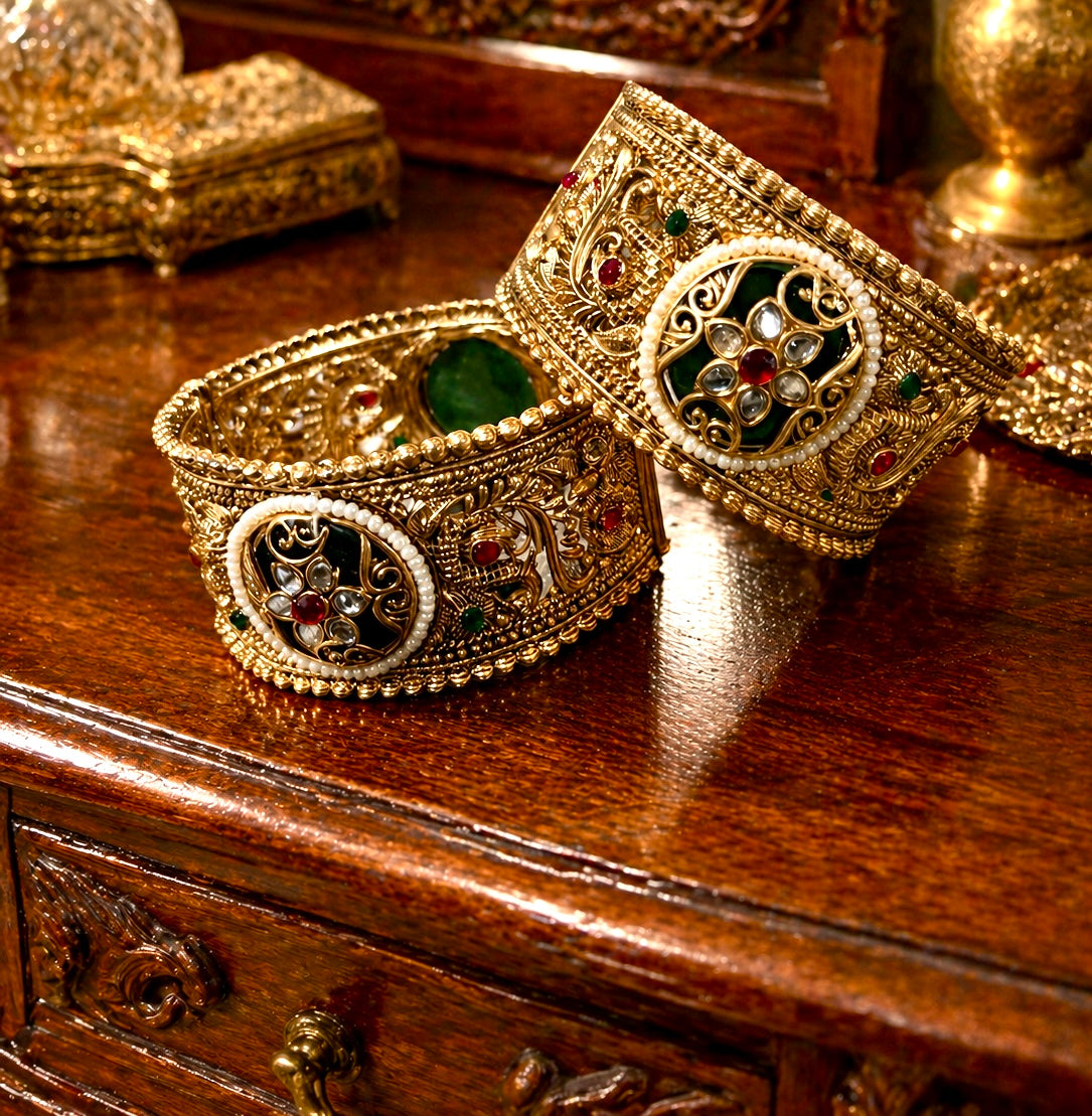 Traditional Antique Gold-Plated Rajwadi Kundan Kada Bangles