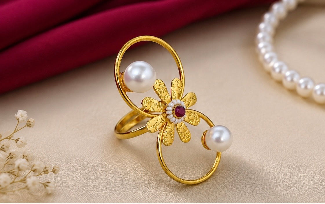Daisy Infinity Heritage Statement Ring
