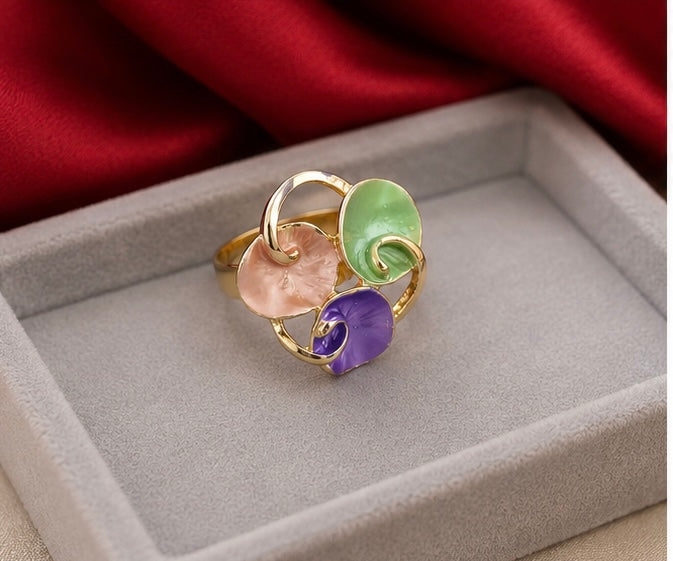 French-vintage style gold enamel swirling petal cluster cocktail ring