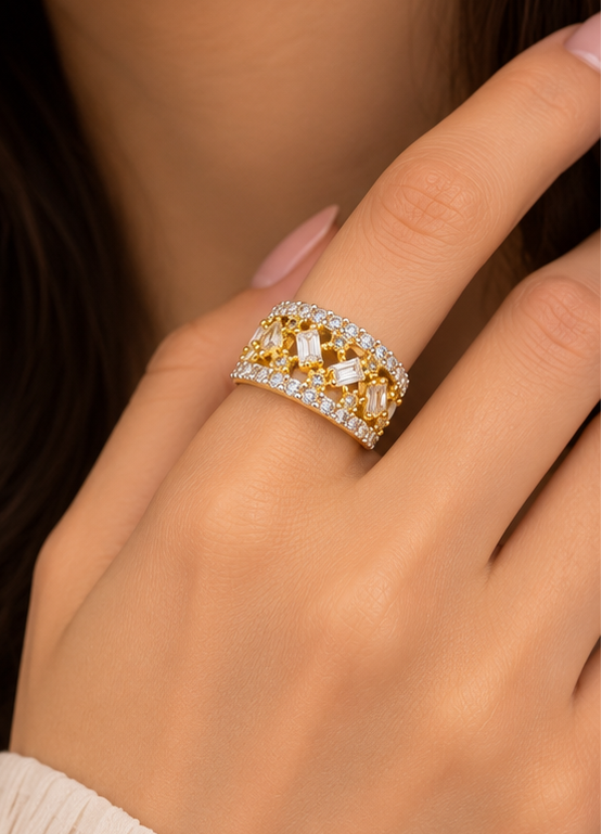 Wide lattice checkerboard statement ring