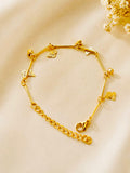 Minimalist & Elegant Charm Bracelet Design 3