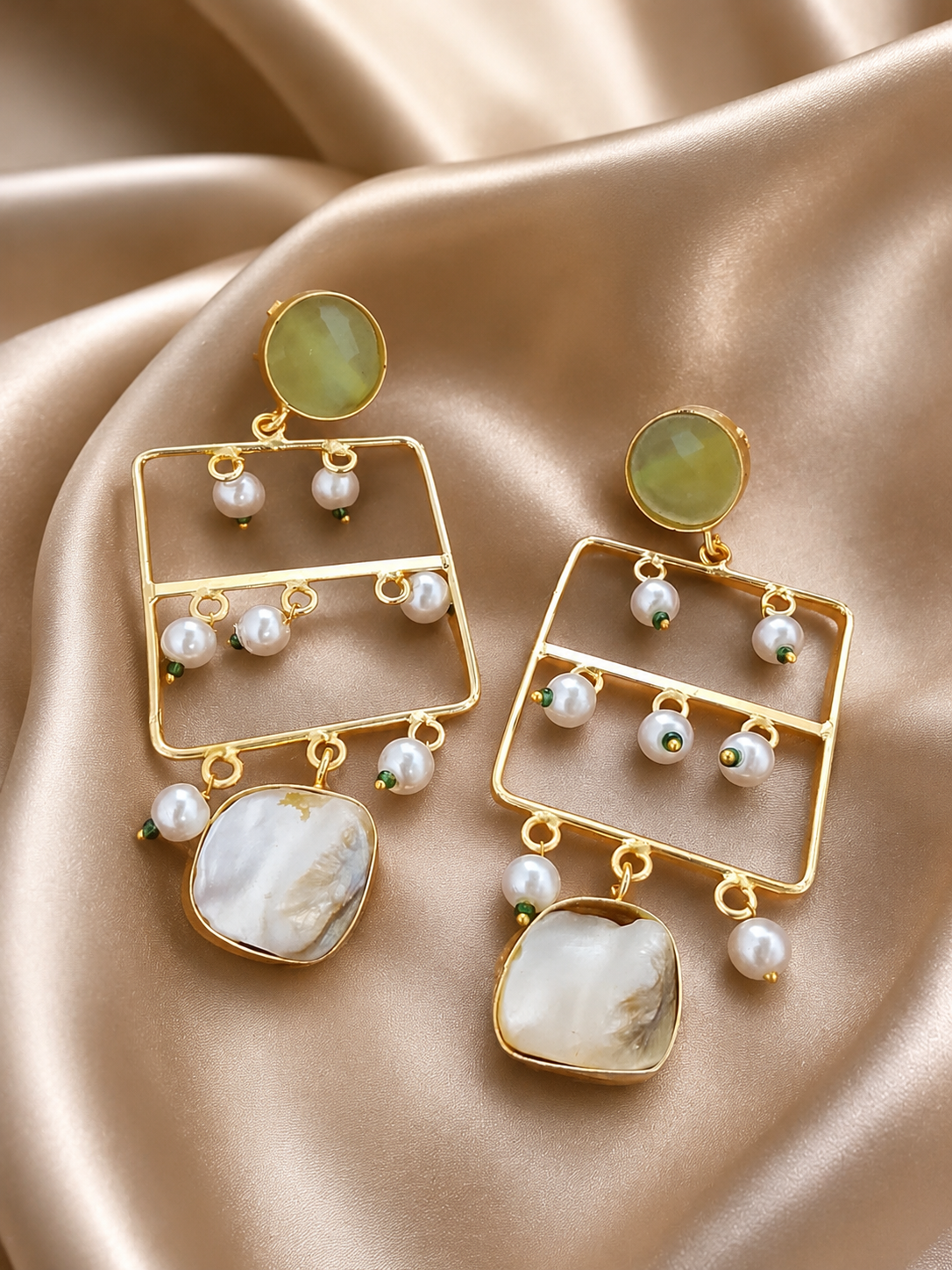 Geometric Gold-Plated Chandelier Earring