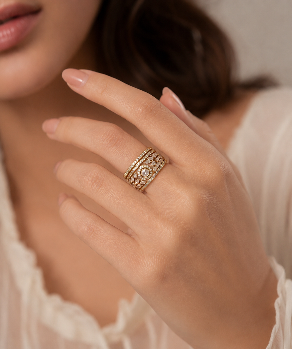 Majestic gold-plated band ring