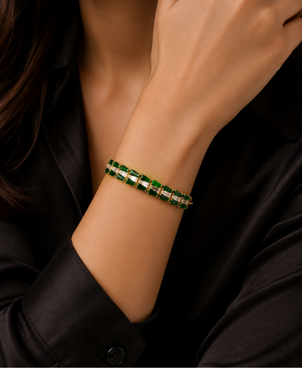 Elegant gold-plated emerald and clear baguette crystal drawstring bracelet