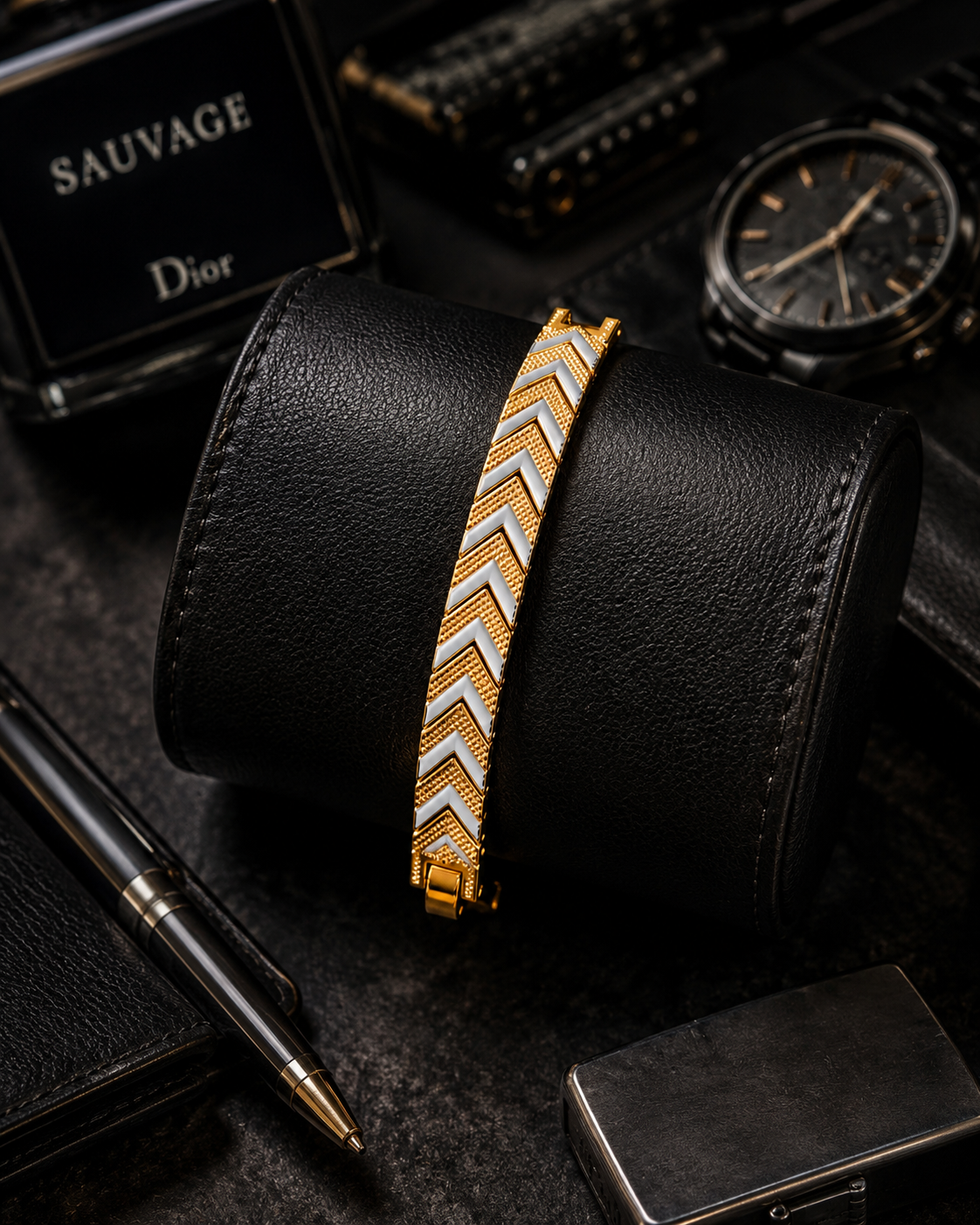 Gold-plated chevron link bracelet