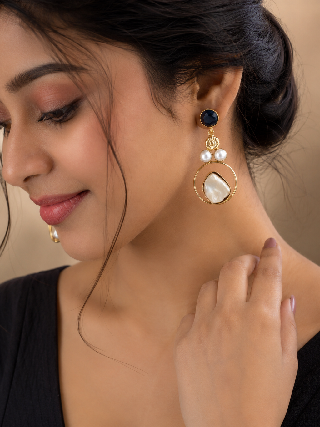 Emerald-green and mother-of-pearl statement drop earrings