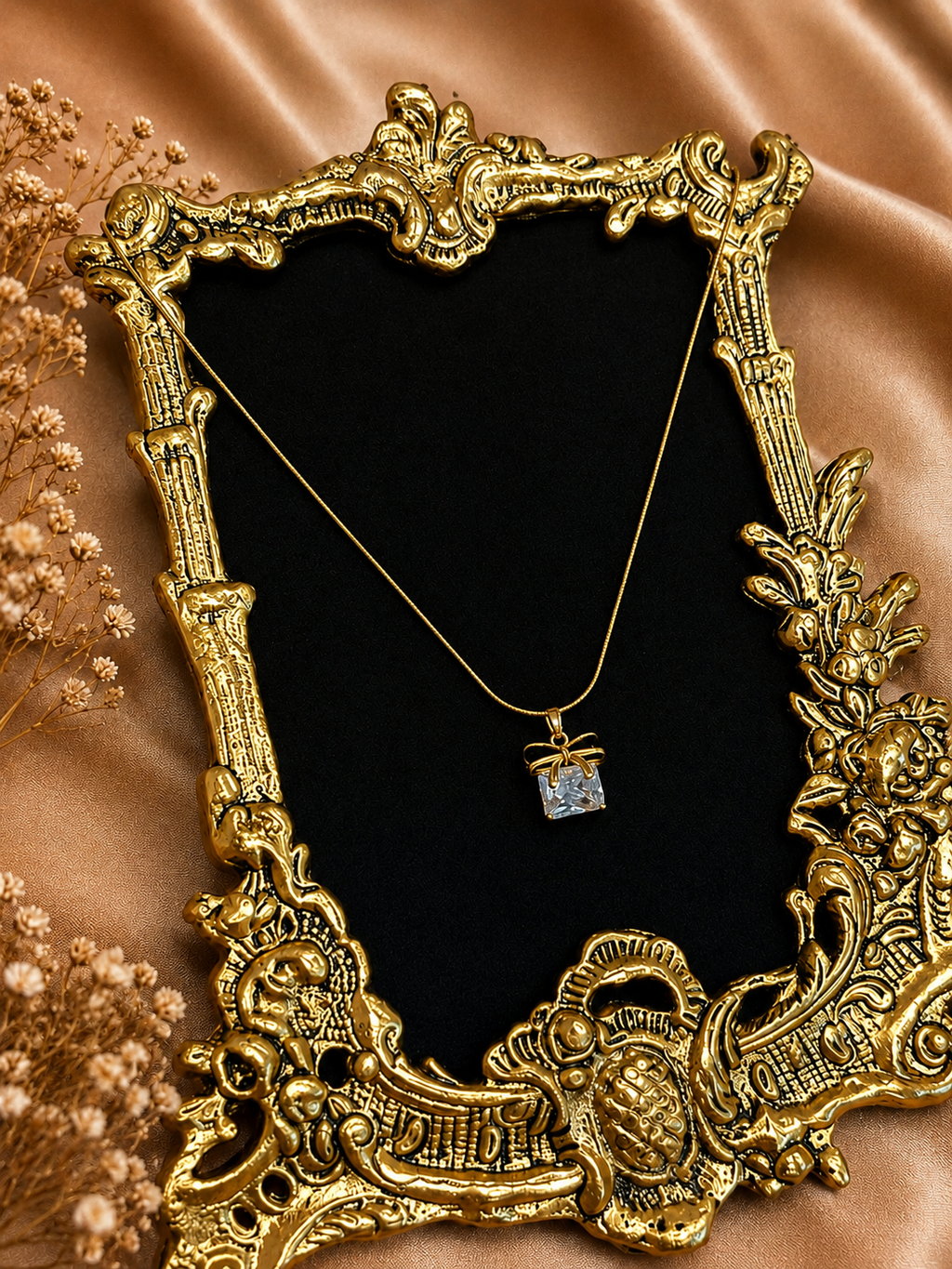 Charming Gift Box Bow Necklace.