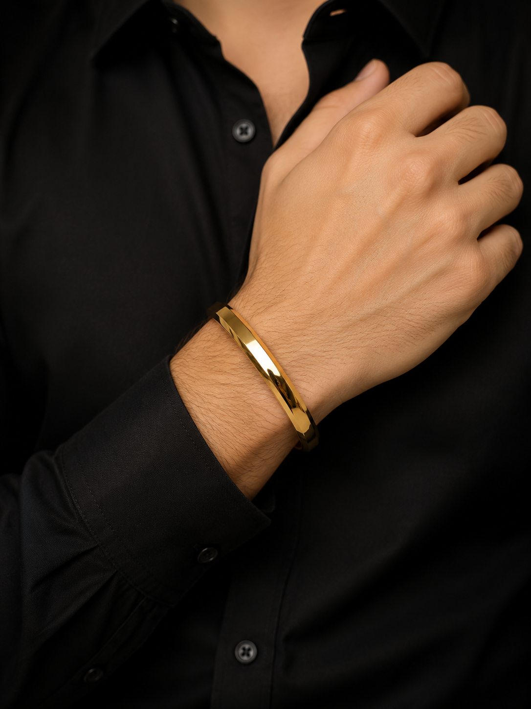 Minimalist Men's Gold-Plated Kada Bracelet