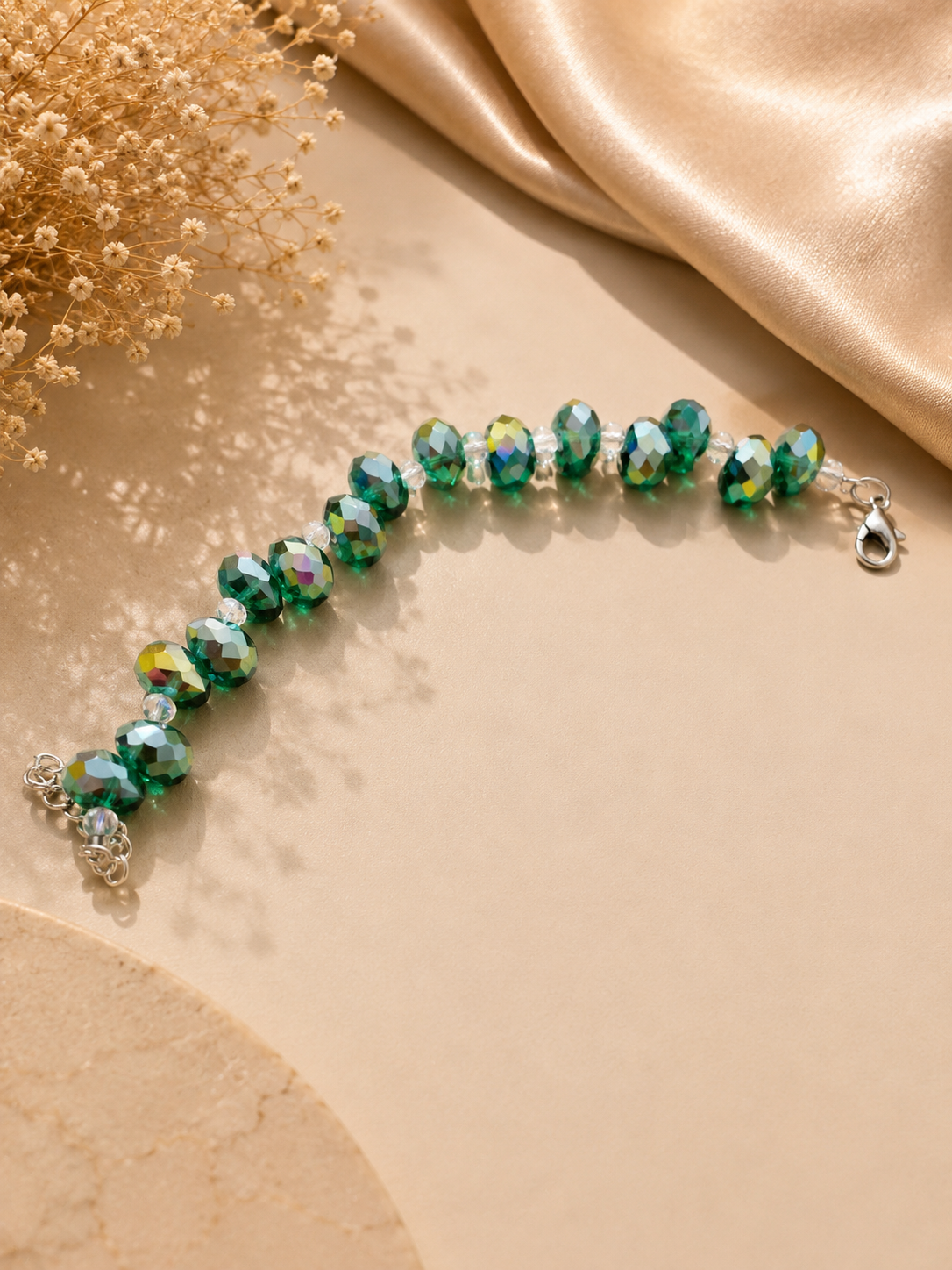 Emerald green faceted crystal bead bracelet