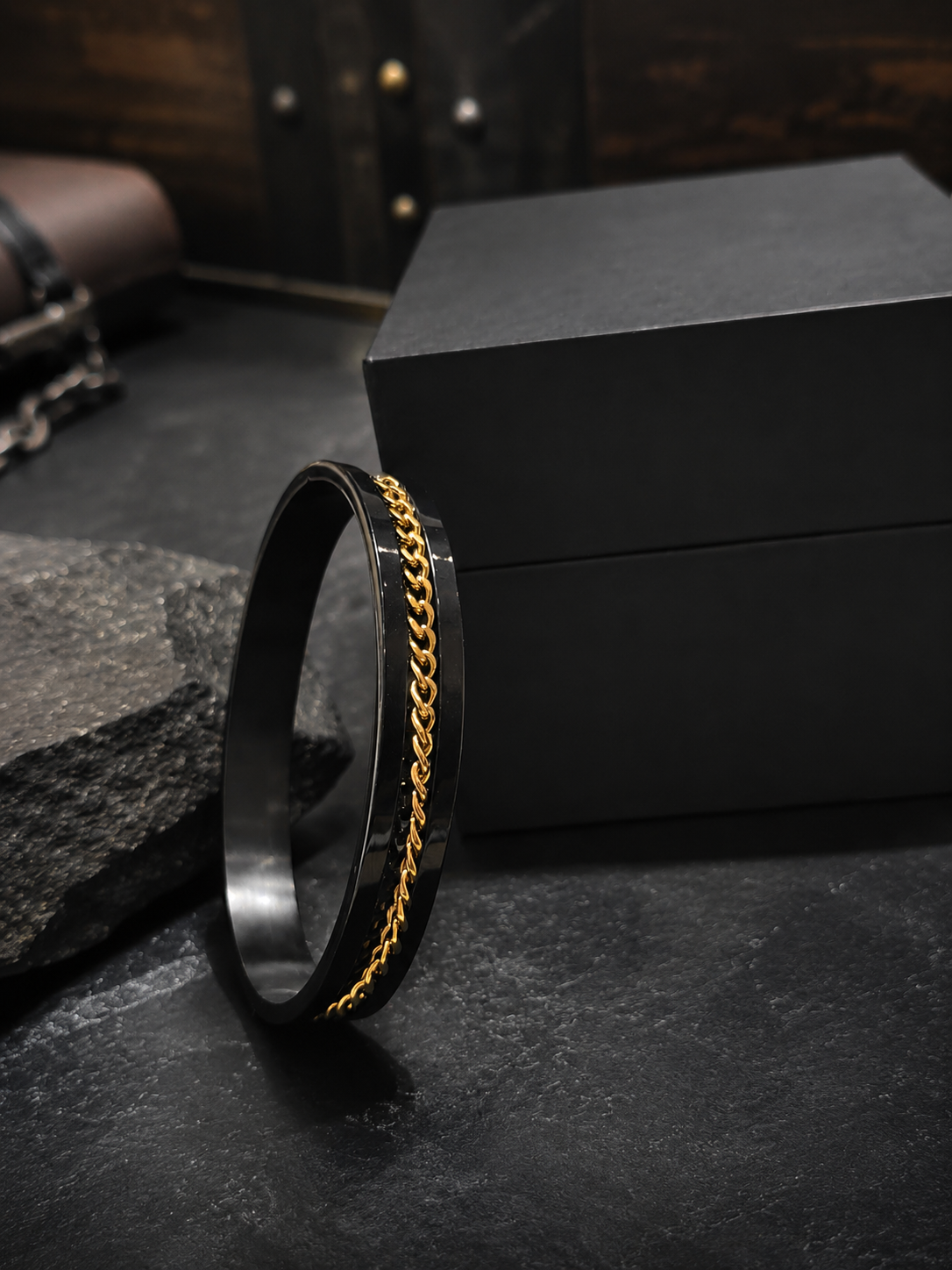 Cuban Chain Inlaid Black Kada Men