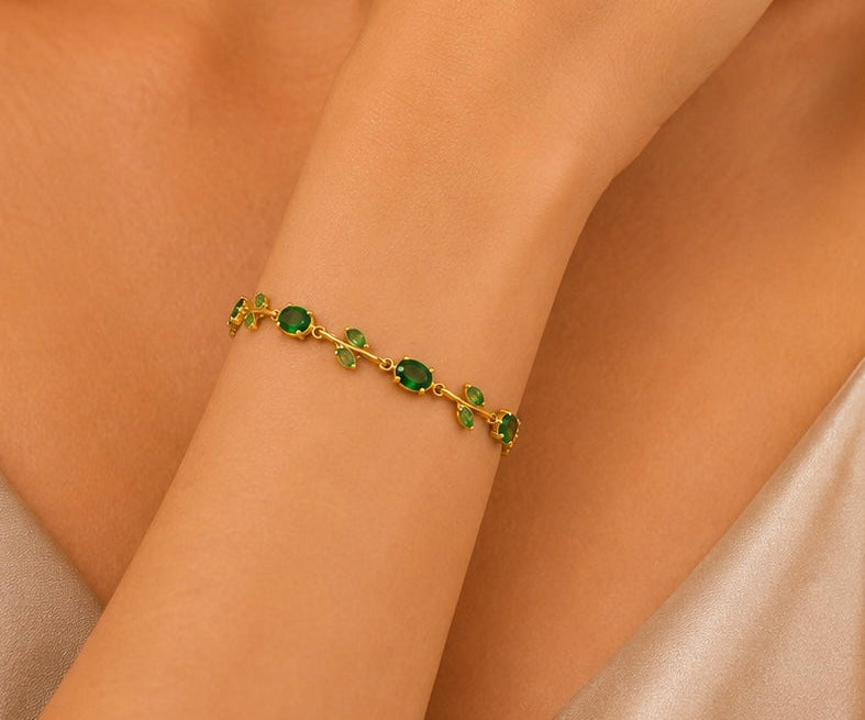 Emerald green crystal vine and leaf gold-toned Tulip bracelet