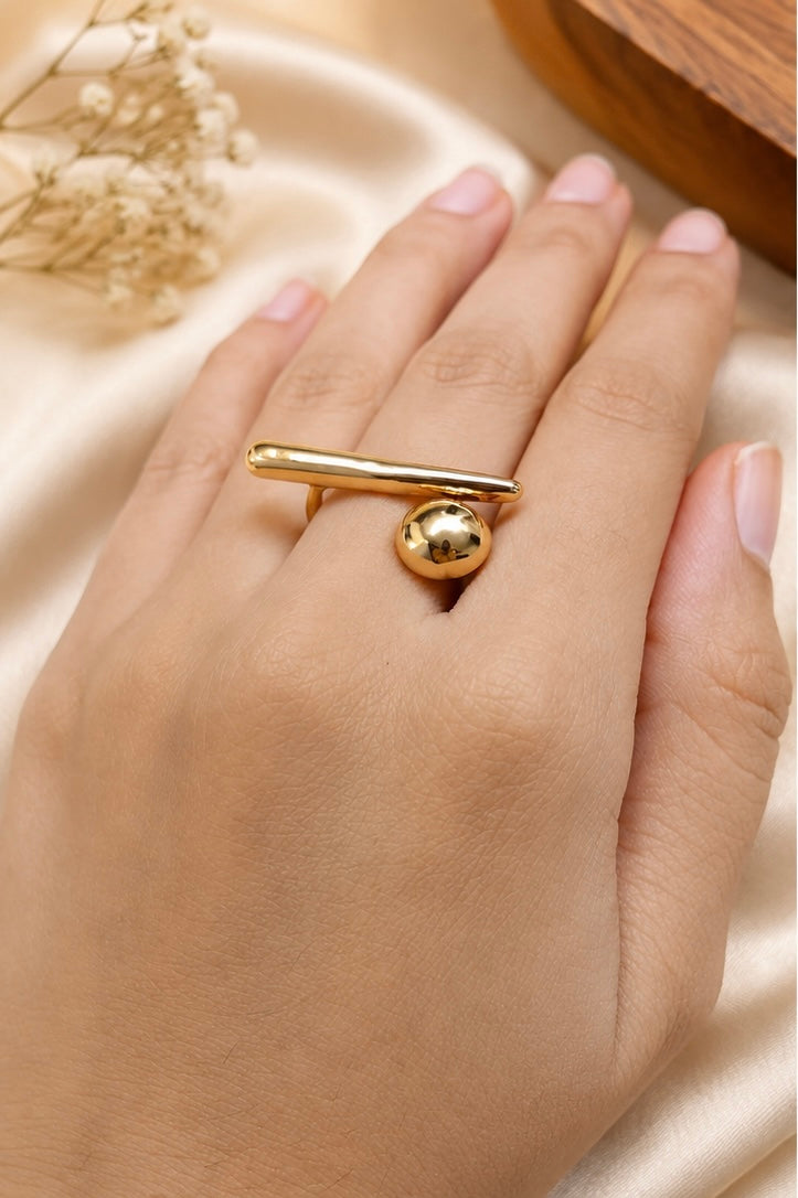 Gold-tone geometric bypass statement ring