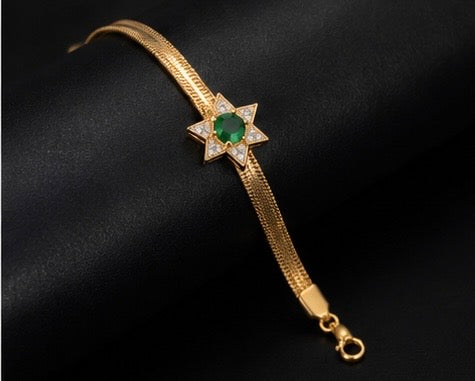 Star-lit emerald green snake chain bracelet