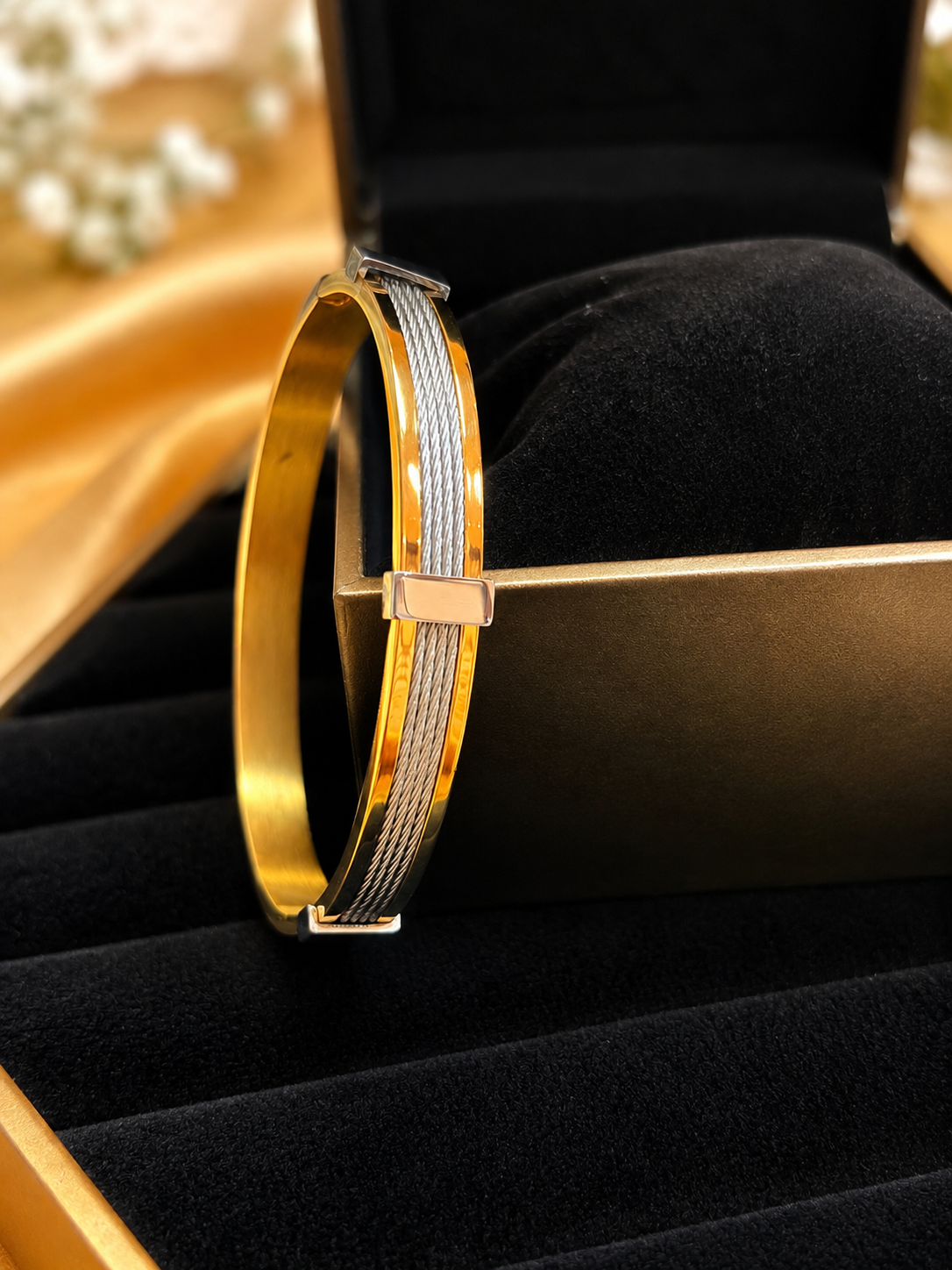 Modern two-tone dual-metal cuff men,s bracelet (kada)