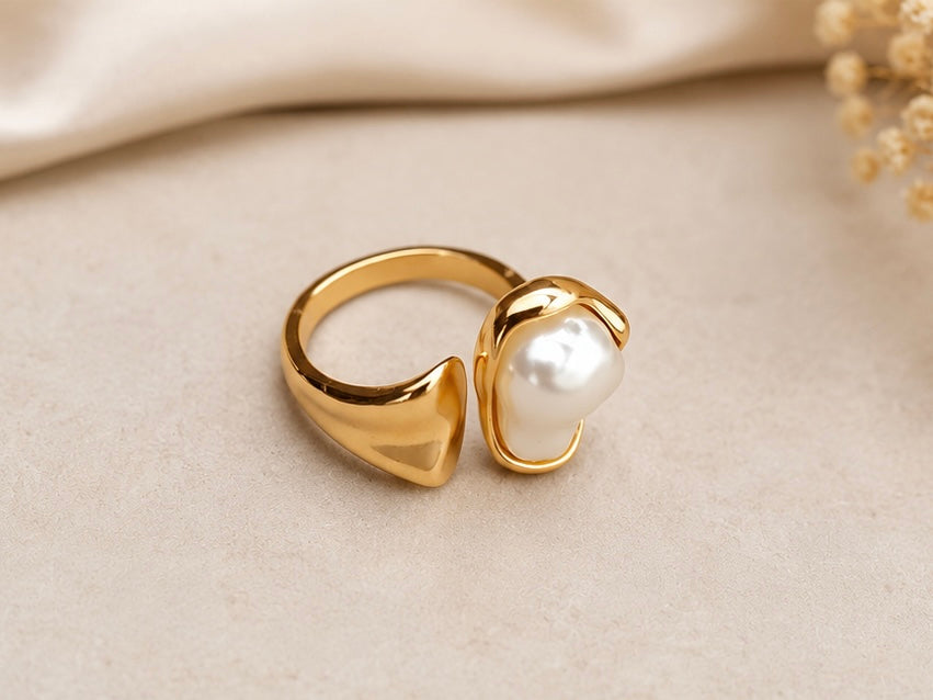 Asymmetric Baroque Pearl Molten Gold Wrap Ring