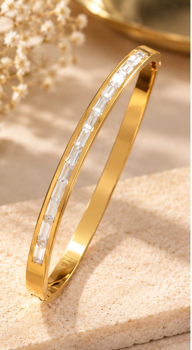 Elegant minimalist baguette bangle