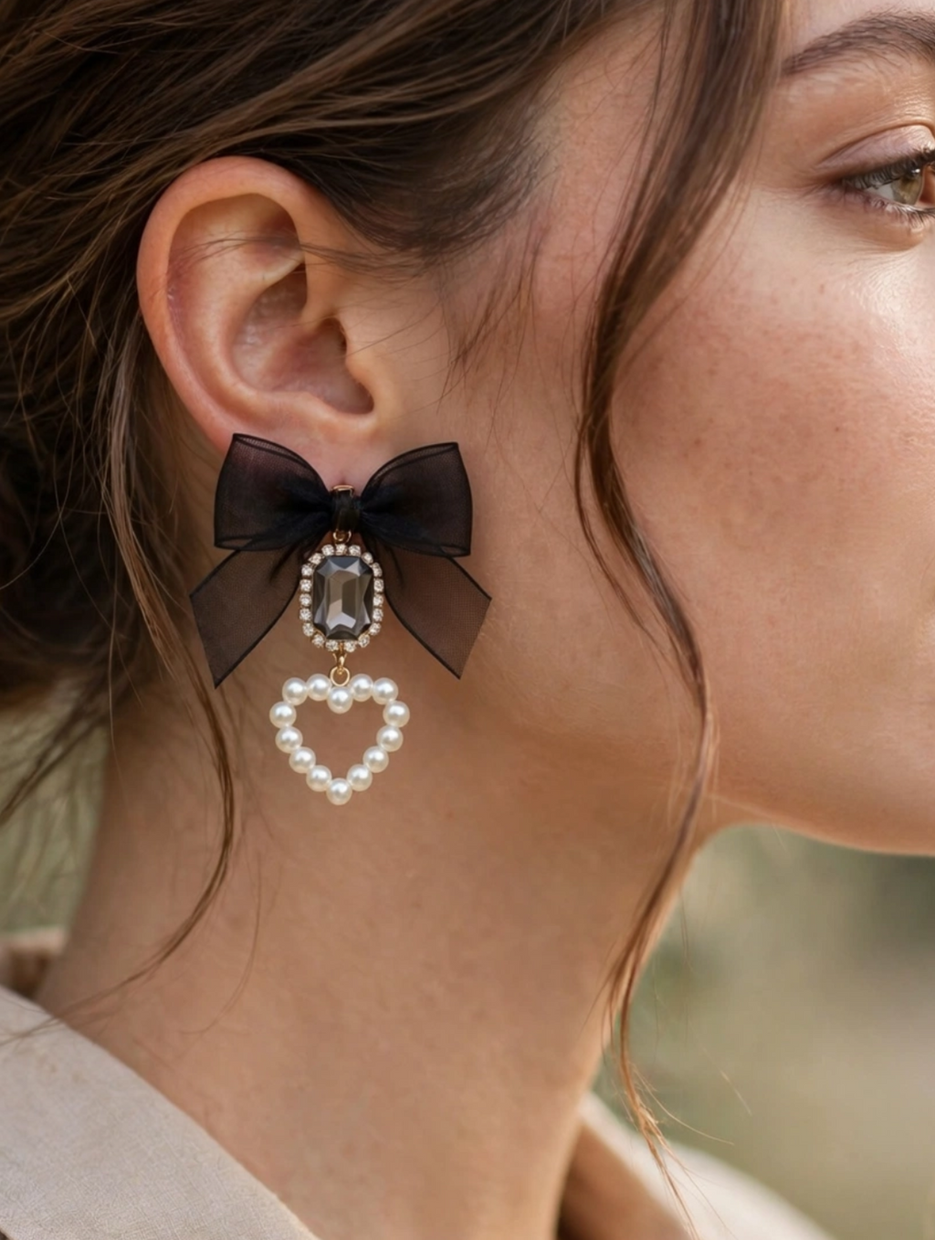 Korean-style black ribbon bow and pearl heart dangle earrings