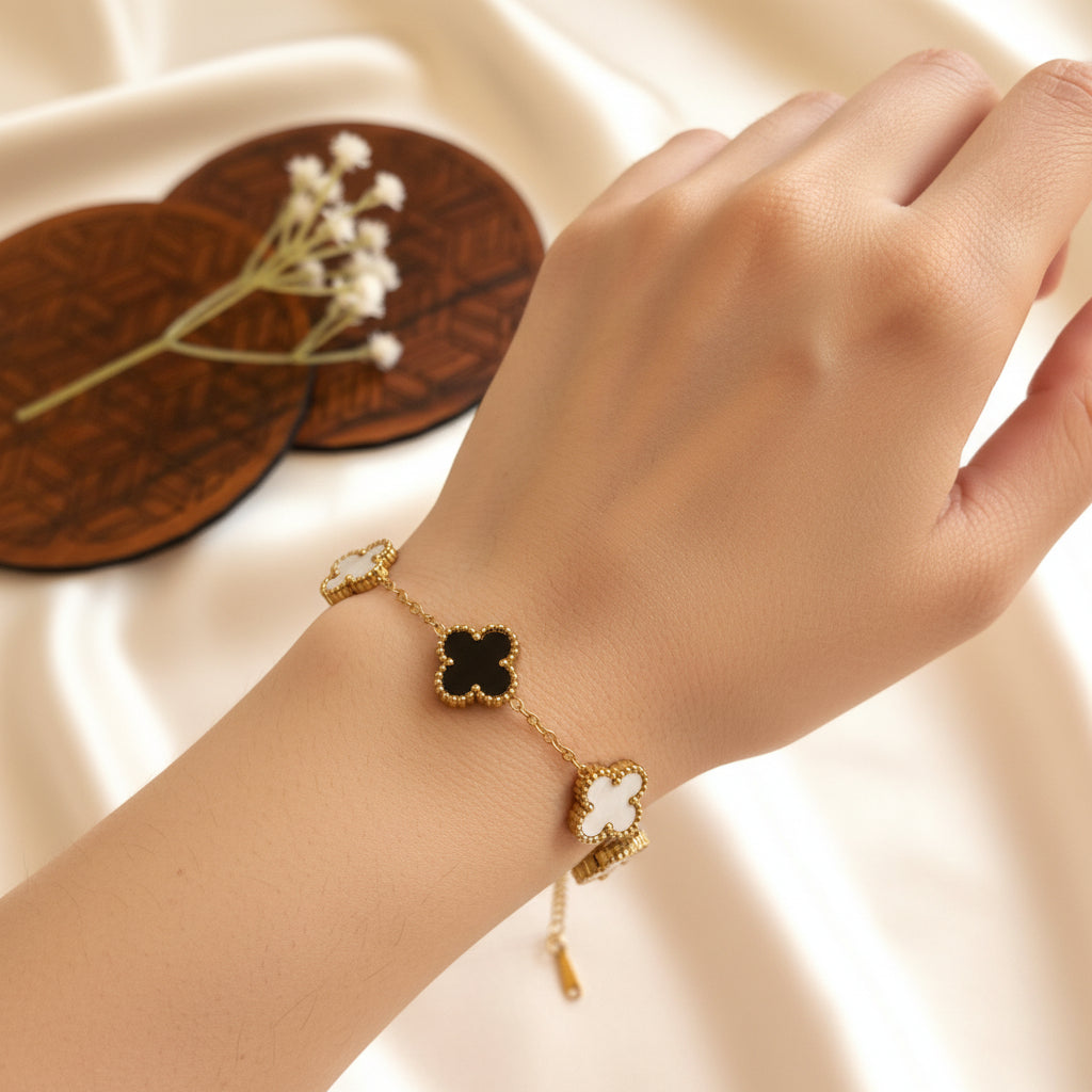 Black And White Clover Bracelet